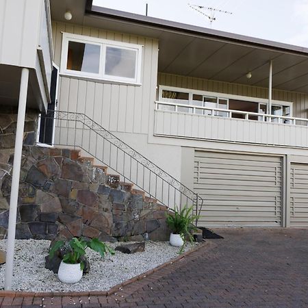 Touchwood Motor Inn & Inner City Camping Ground Оукланд Екстериор снимка